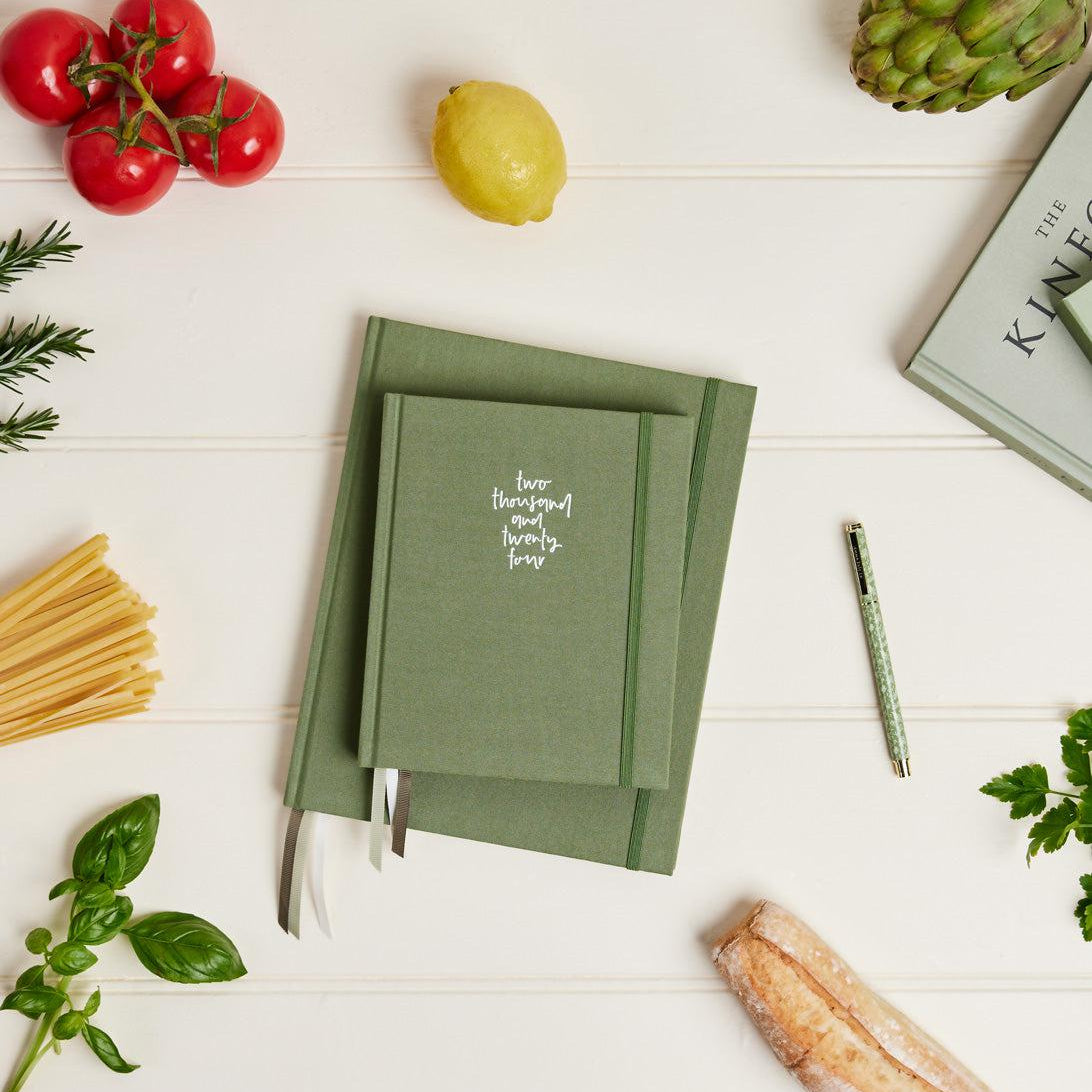 2024 Horizontal Weekly Planner-Emma Kate Co-Lot 39 Store & Cafe
