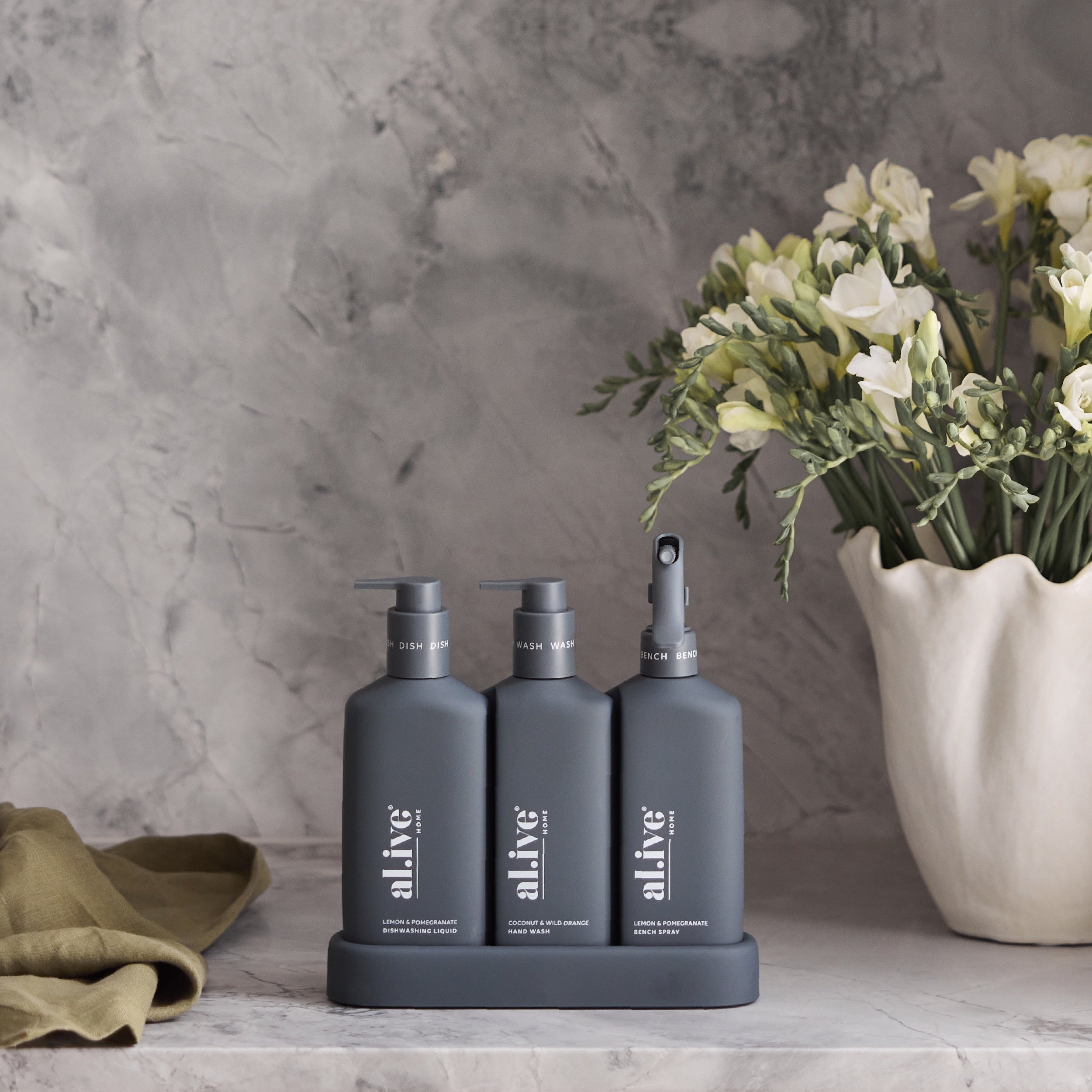 Kitchen Trio - Midnight-al.ive-Lot 39 Store & Cafe