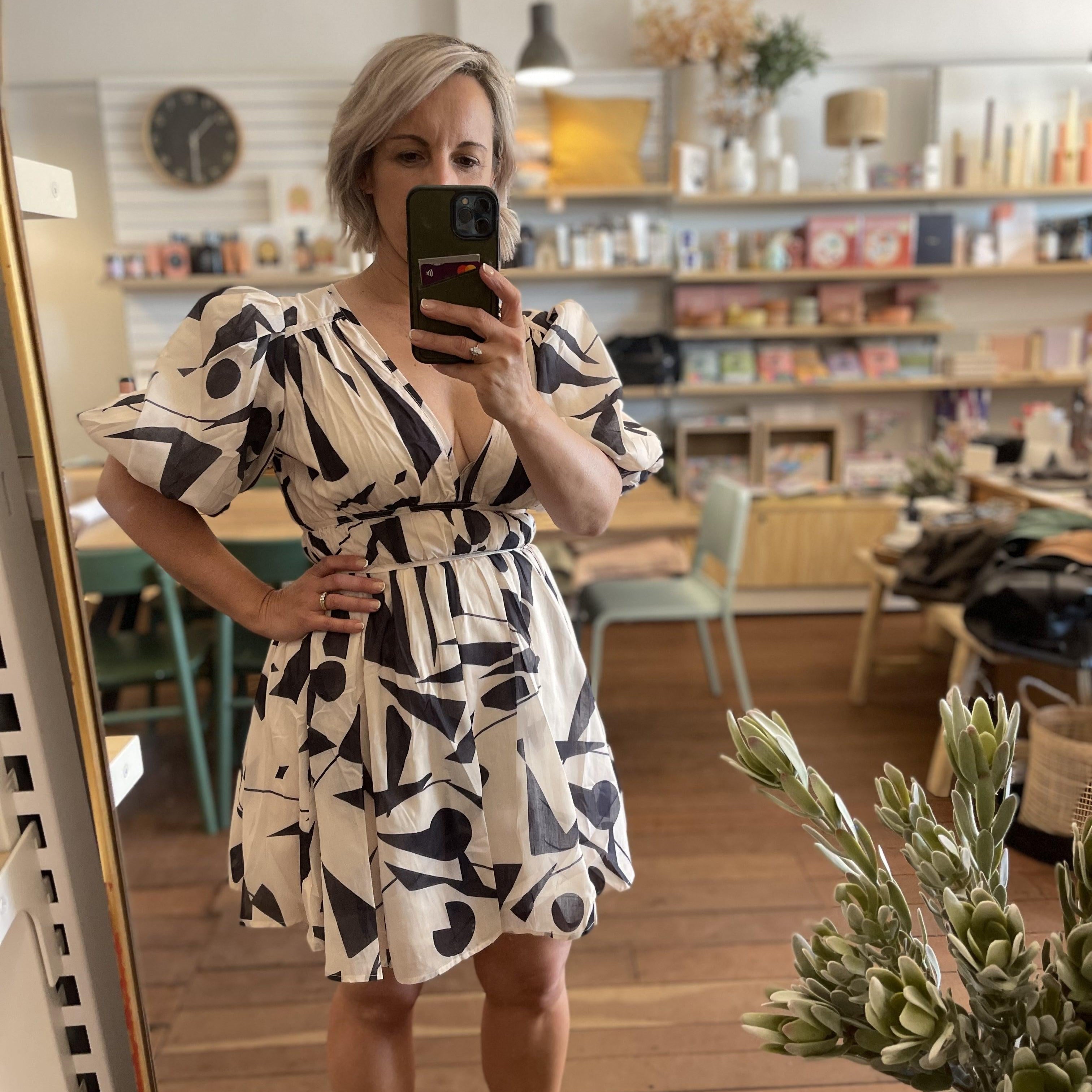 Bubble Sleeve Short Dress-Passion Fusion-Lot 39 Store & Cafe